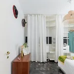 Iflat Colosseum Modern & Peaceful Design Lejlighed
