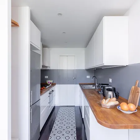 Iflat Colosseum Modern & Peaceful Design *