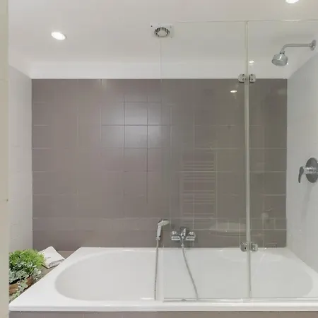 Apartmán Iflat Colosseum Modern & Peaceful Design *